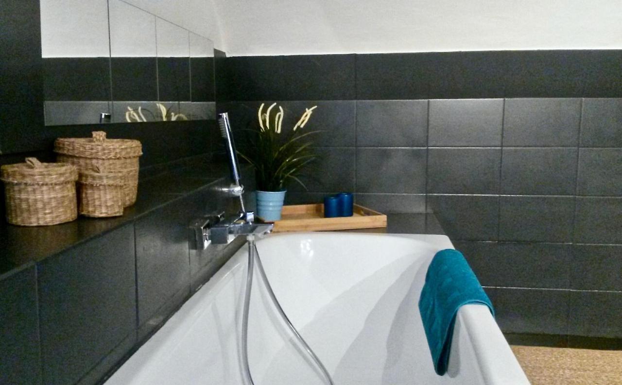 A Casa Nostra Nel Centro Storico Apartman Torino Kültér fotó